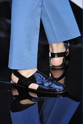 Look 12